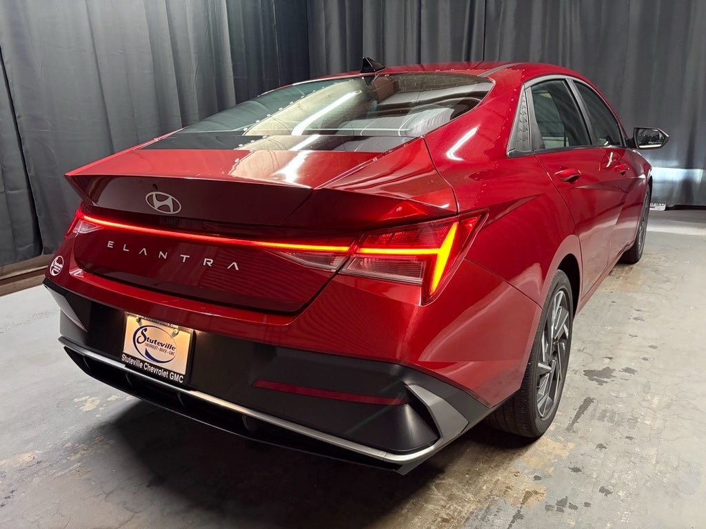 2025 Hyundai Elantra SEL Convenience