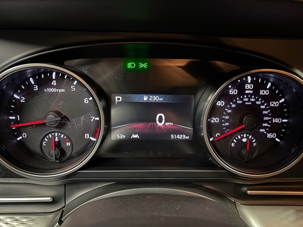 2024 Kia Carnival LX