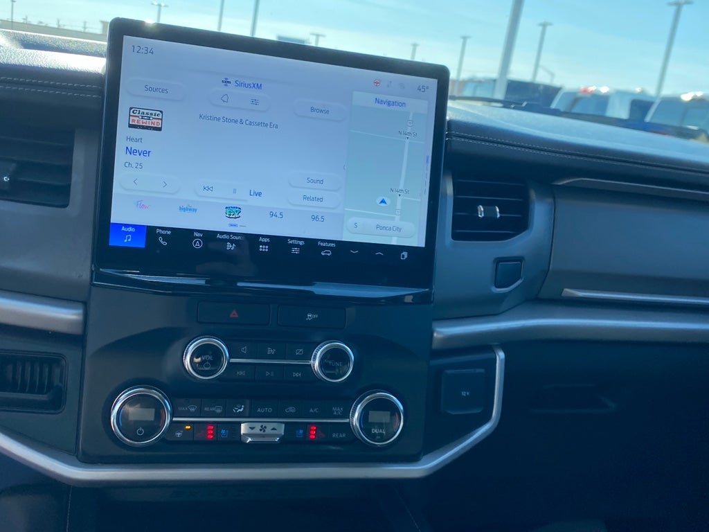 2022 Ford Expedition MAX XLT