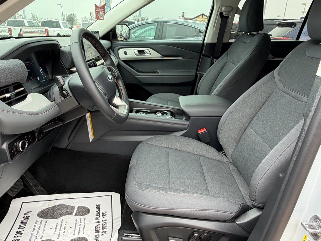 2026 Ford Explorer Active (200A)