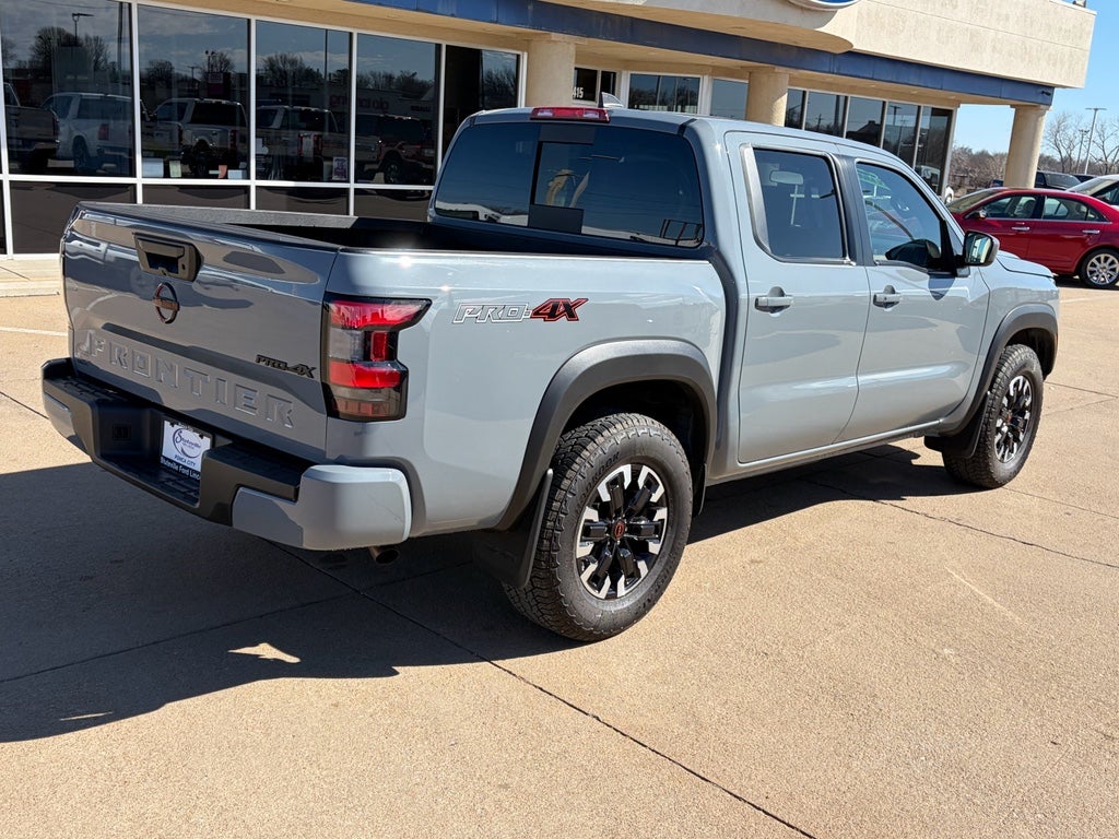 2024 Nissan Frontier PRO-4X
