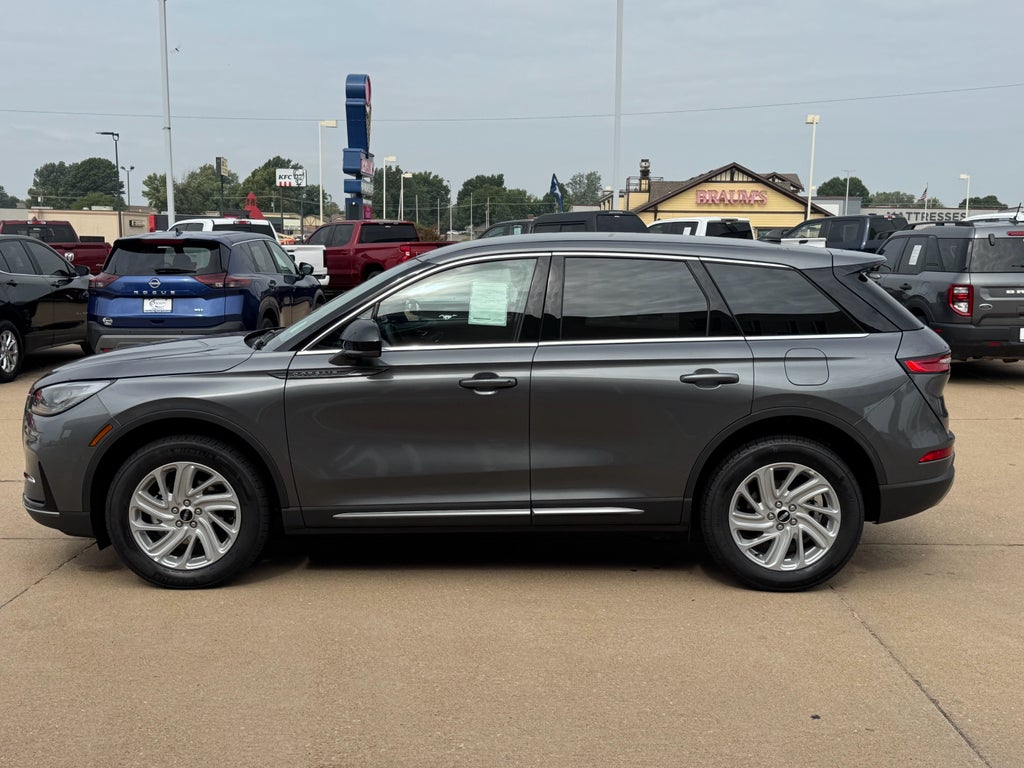 2025 Lincoln Corsair Premiere