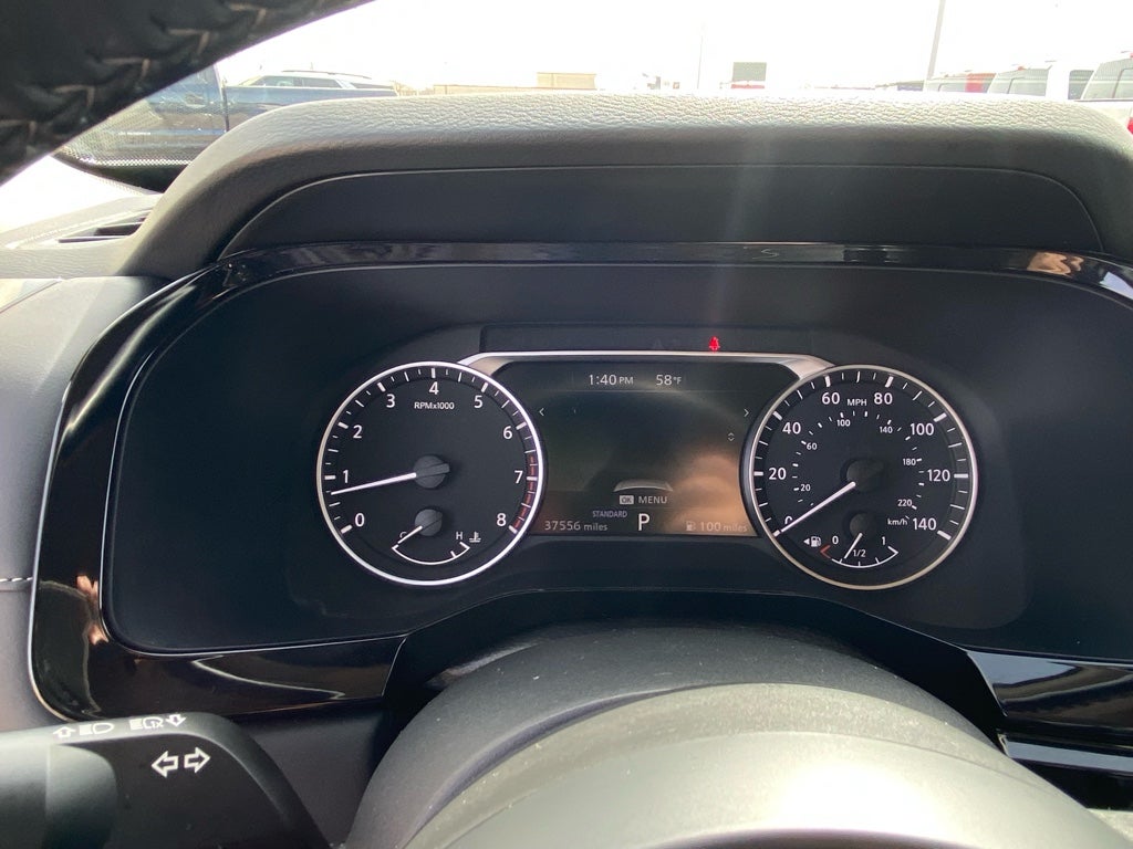 2025 Nissan Pathfinder SV